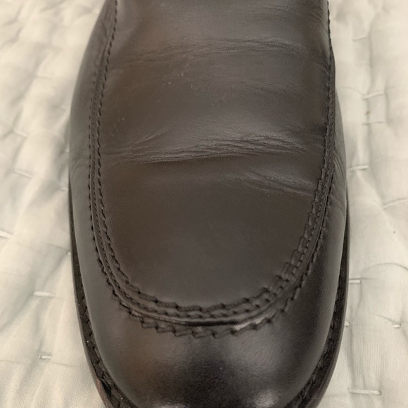 Shoes - Picture 4 of 5